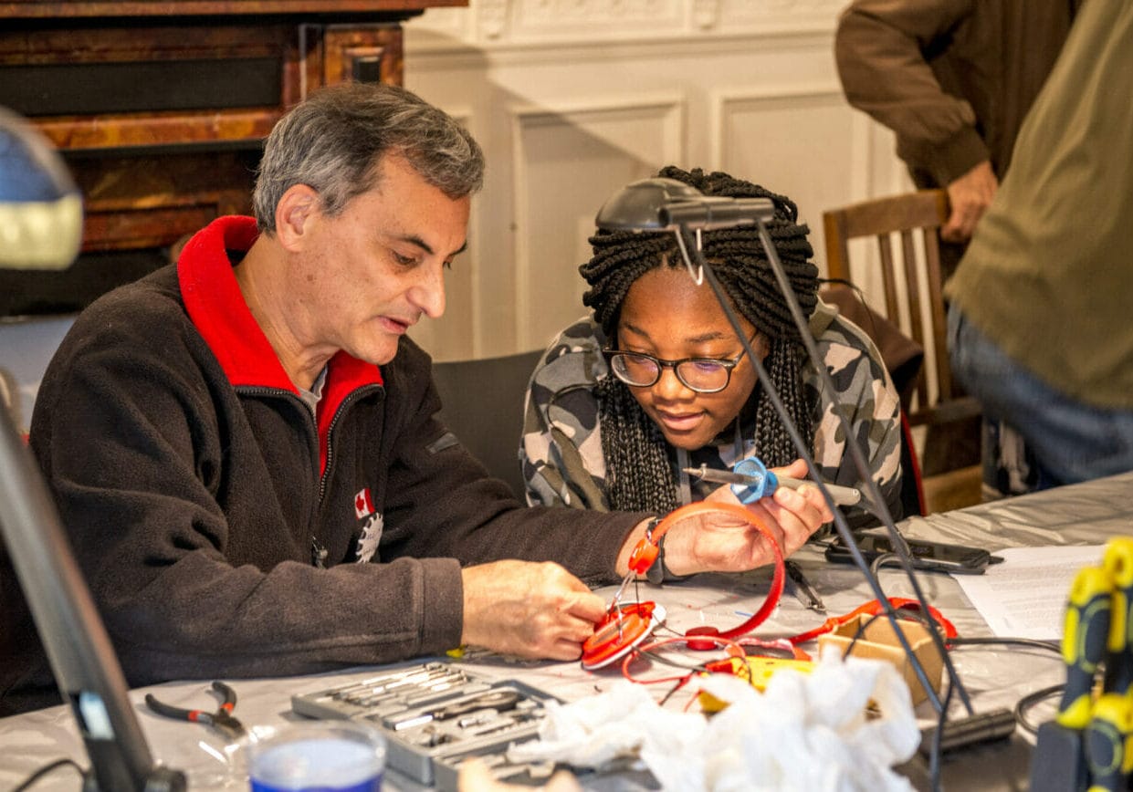 Repair café : et si on réparait avant de jeter ?